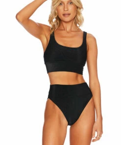 Leah Top Vibrant Abstract Shapes -bechriot Online Shop 20210407 BEACHRIOT ECOMM 0582 3da1ffc4 b8d5 45ed 959e 90063848e5c8 1