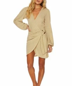 Dixie Cover-Up Gold Shine