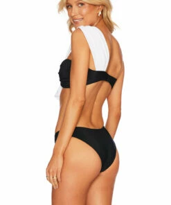 Odessa Top BLACK WHITE 7 Odessa Top BLACK WHITE -bechriot Online Shop BR02711S1 b w back 1