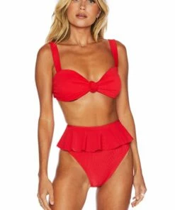 Sophia Top Black -bechriot Online Shop unnamed 4 ade947a3 3c23 4367 a638 cfe2e1b38769 1 scaled